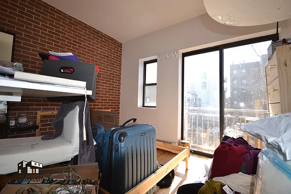 Rented by Bold New York | media 19