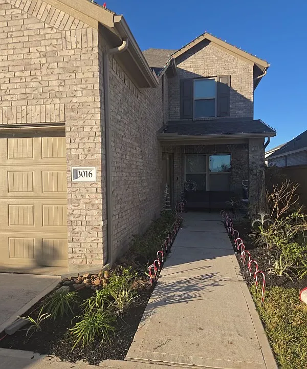 3016 Courtney Coral Ln