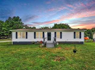 210 Meadow Dr, Hardy, VA 24101