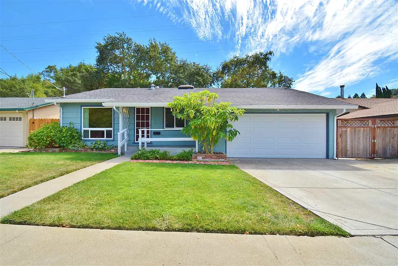 420 Arroyo Dr photo 1