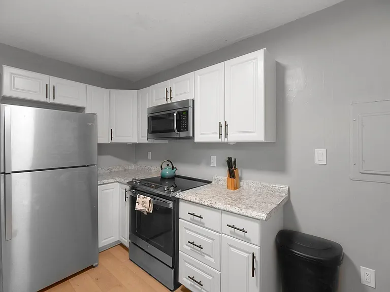 1532 Joan St — Photo 8