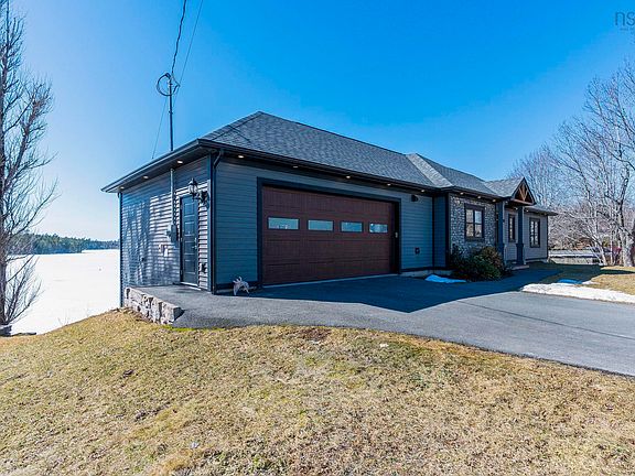 4th image of 30 Montague Rd