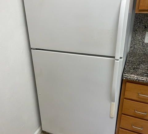 4th image of 2205 Hastings Dr #39
