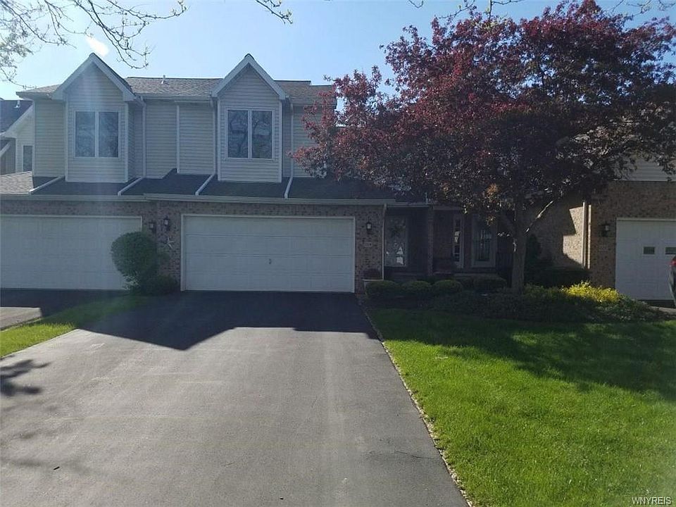 1st image of 224 Niagara Shore Dr