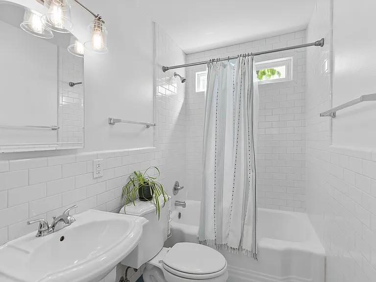 3305 Harris Park Ave — Photo 20