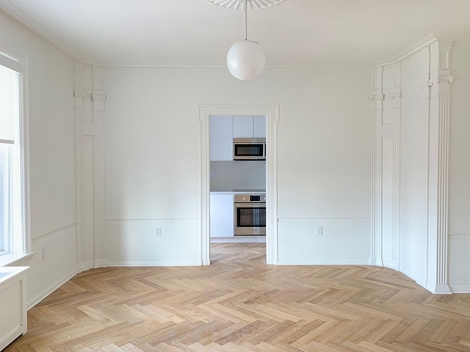 1st image of 415 Washington Ave #61B