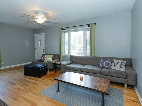 746 Riverside Dr-103