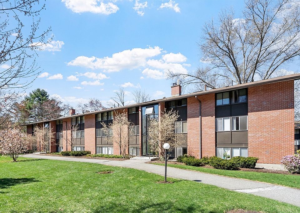 1st image of 8 Longwood Dr #310