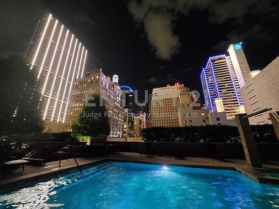 5th image of 1200 Main St APT 506