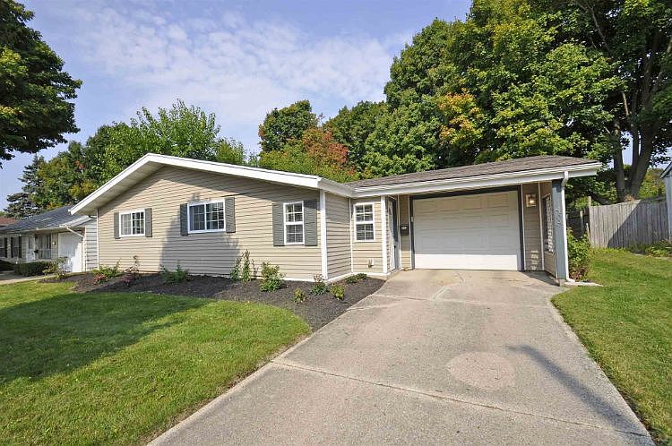 1st image of 1463 Oakdale Dr