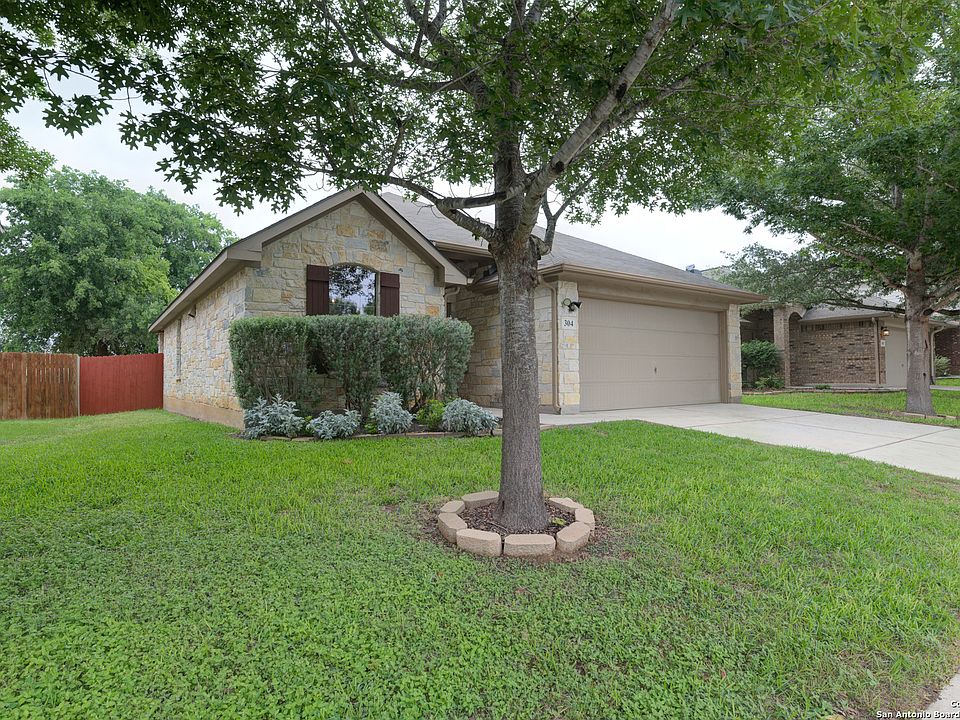 1st image of 304 SADDLEHORN WAY