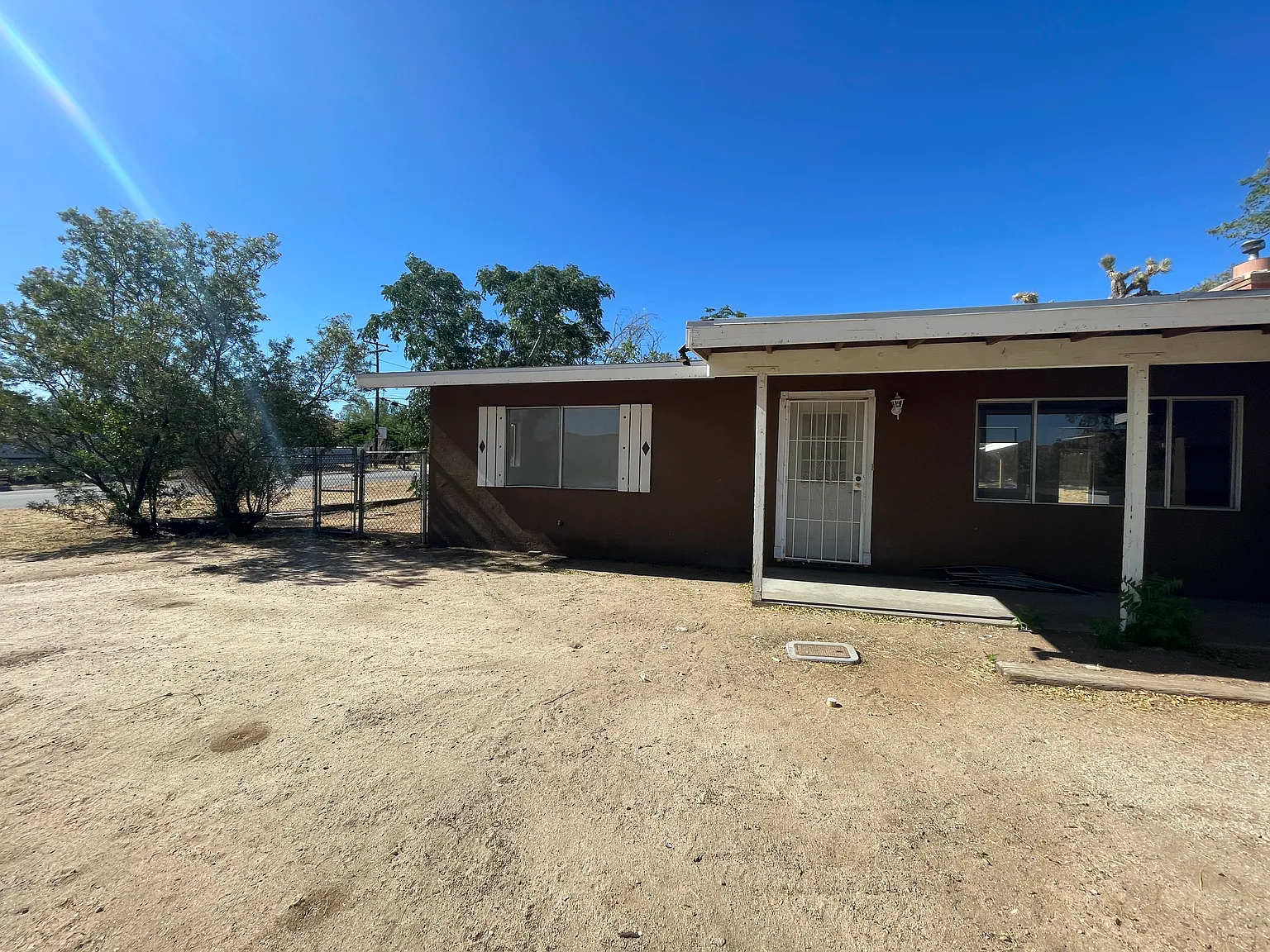 2 bed, 1090 sqft, $1,500 — Photo 1