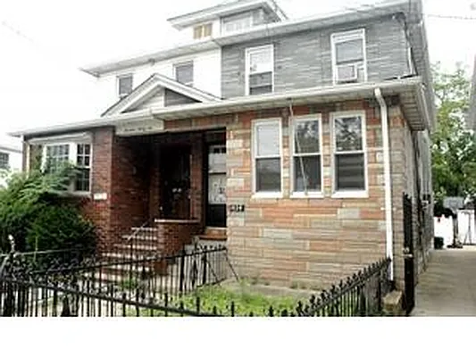 Sold by Fillmore | media 1