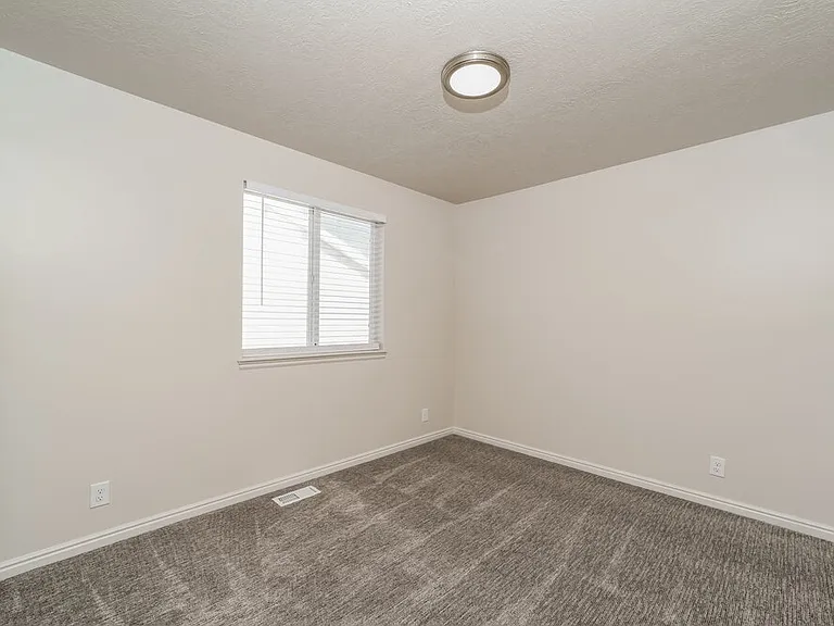 2076 Allison Way — Photo 11