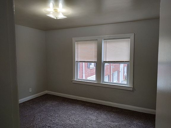 5th image of 647 S 44th St #613-8