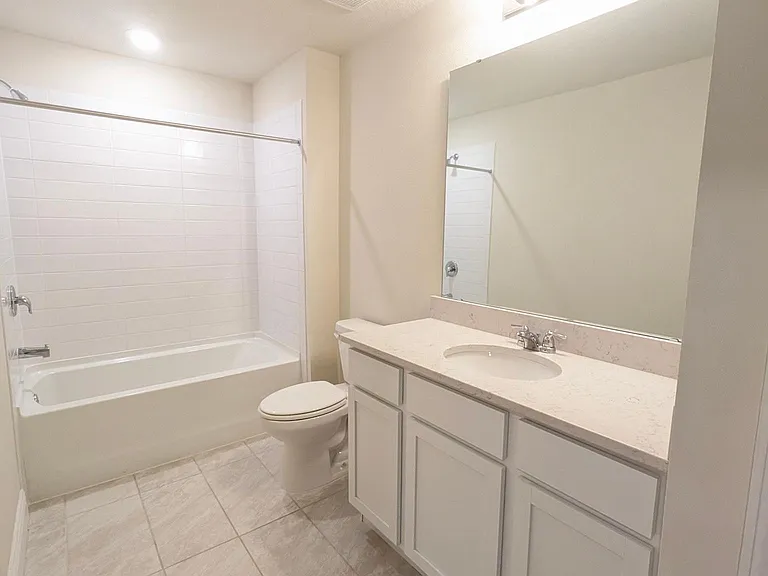 4540 Sparkling Shell Ave — Photo 10