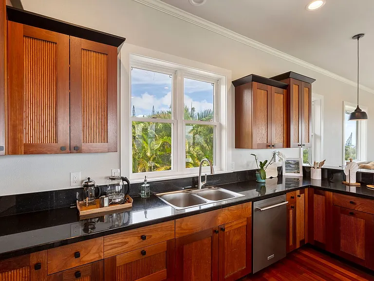 2284 Kamaile St — Photo 33