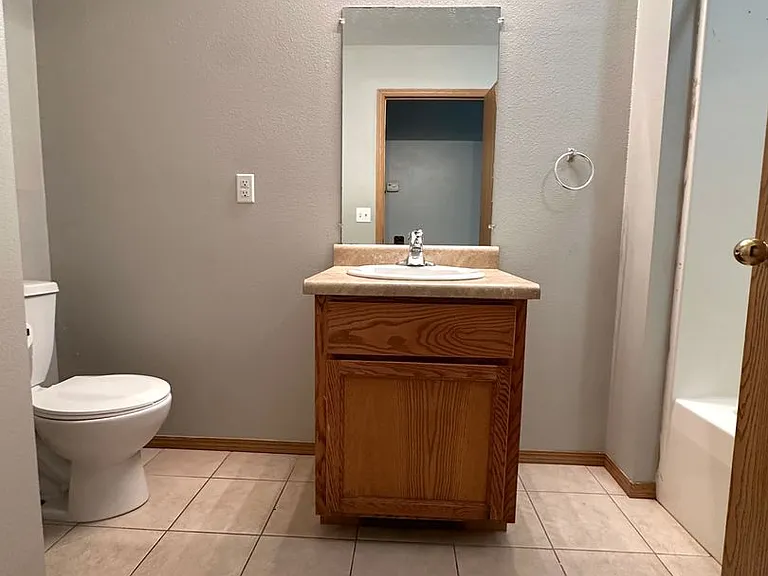 406 W Pawnee Ln — Photo 9