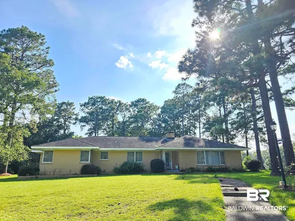 503 Sutherland Dr, Chickasaw, AL 36611