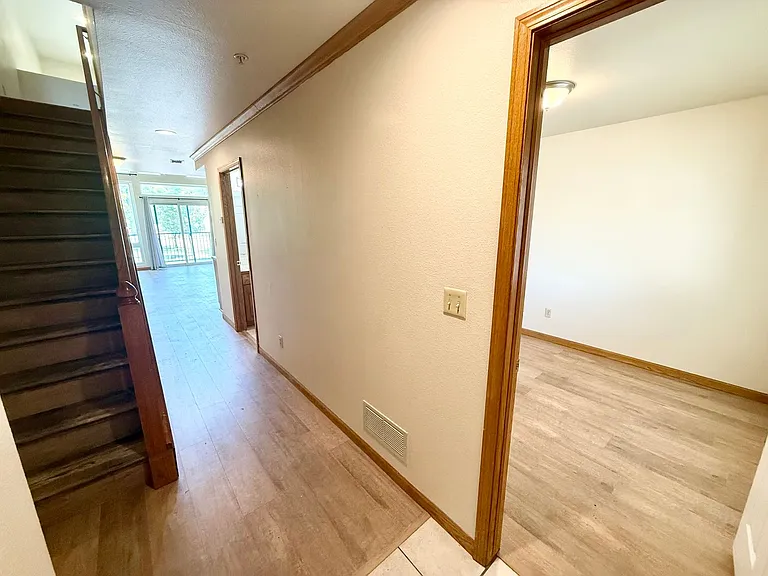 816 S College Ave — Photo 18