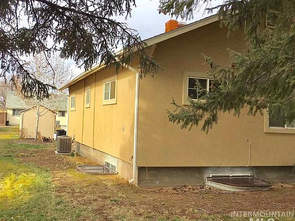 4th image of 503 21st Ave S