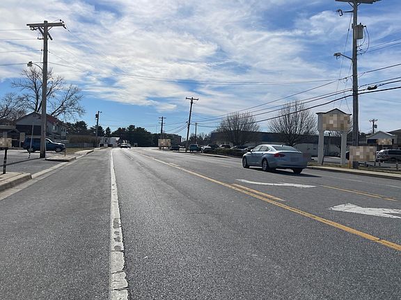 4th image of 8898 Victoria Ave