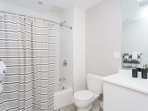 1480 Tremont 1