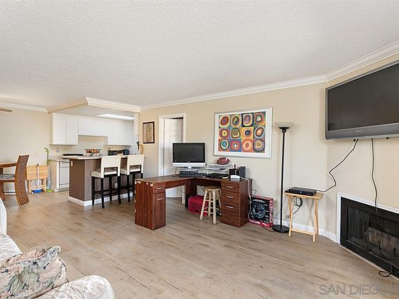 2nd image of 208 Woodland Pkwy Unit 209