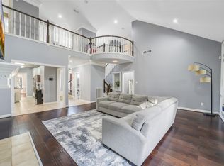 402 Lakeside Blvd, Sugar Land, TX 77478