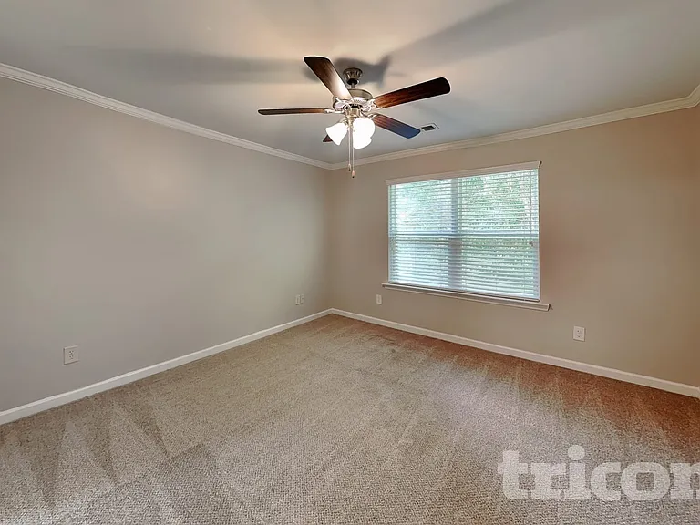 2292 Shady Dr — Photo 7