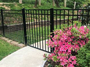 19 Crowder Rd, Weaverville, NC 28787