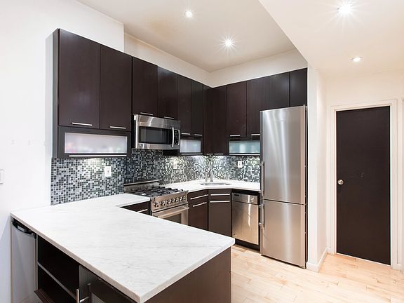 2nd image of 159 Madison Ave APT 6D
