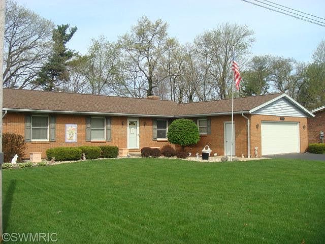 1st image of 3674 Crestview Dr