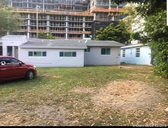 4th image of 251 Frow Ave