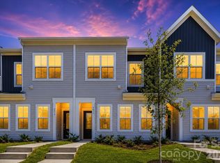 4614 Lakeview Rd, Charlotte, NC 28216