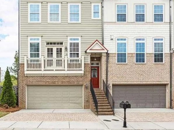 2142 Old Georgian Ter NW, Atlanta, GA 30318