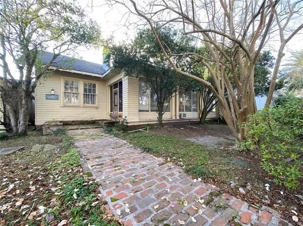 7706 Burthe St, New Orleans, LA 70118