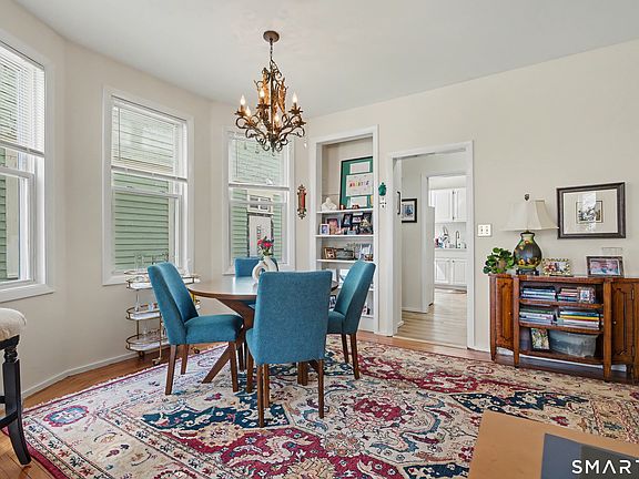 5th image of 6 Barnett Street
