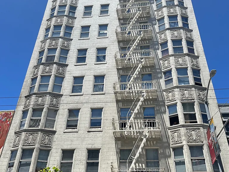 270 Turk — Photo 1