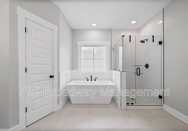 181 Sherlock Dr — Photo 9