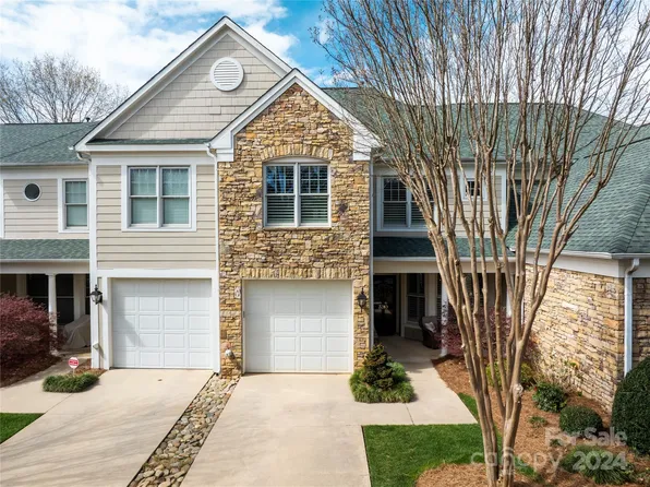 3310 Winged Foot Dr, Salisbury, NC 28144