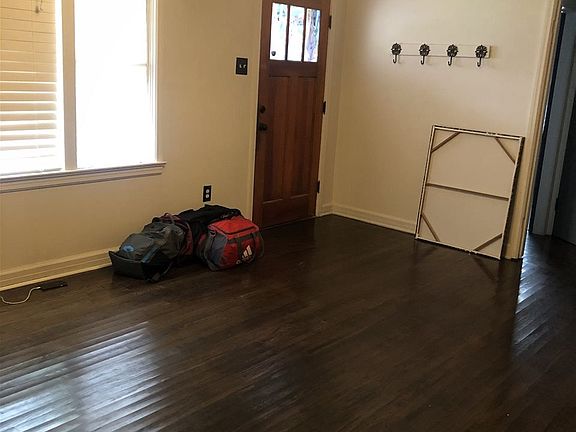 5th image of 108 Glynn Ave