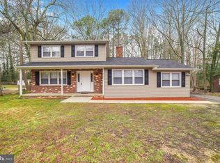 21541 Morris Dr, Lexington Park, MD 20653