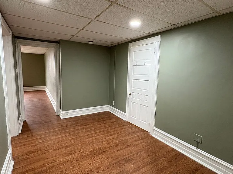 1003 N Charlotte St — Photo 4