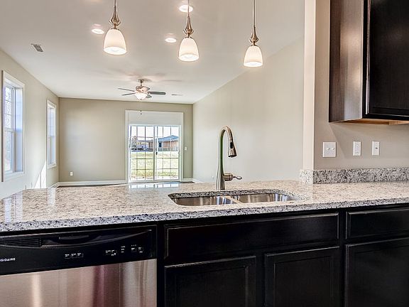 3rd image of 2534 Sandhutton Ave