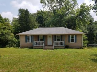 392 Cedar Glenn Ln, Radcliff, KY 40160