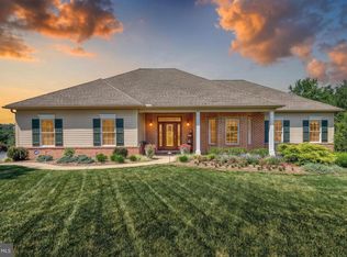 105 Bellows Ct, Lewisberry, PA 17339