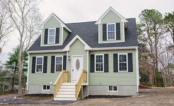 1st image of 6 Wind Rose Ln