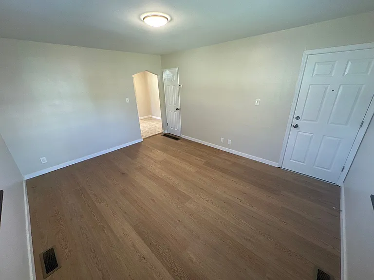 109 E Orchard Ave #2 — Photo 4