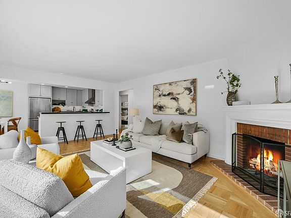 4th image of 358 Ulloa St